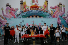 微短剧《哥罩着你》《百转千回》成功开机后顺利杀青 微短剧《哥罩着你》《百转千回》成功开机后顺利杀青